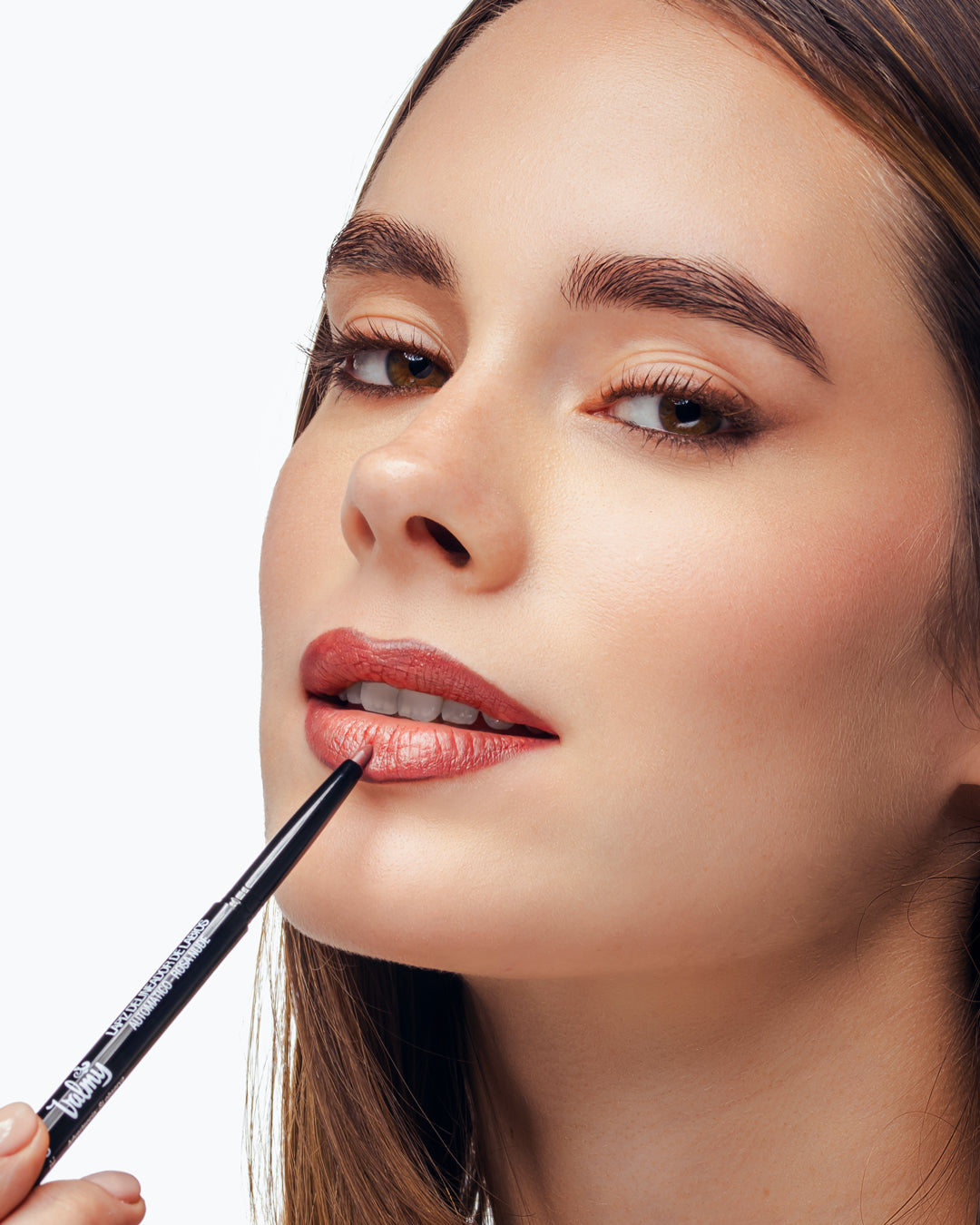 Lápiz Delineador de Labios Valmy automático tono Rosa Nude Imagen secundaria del producto