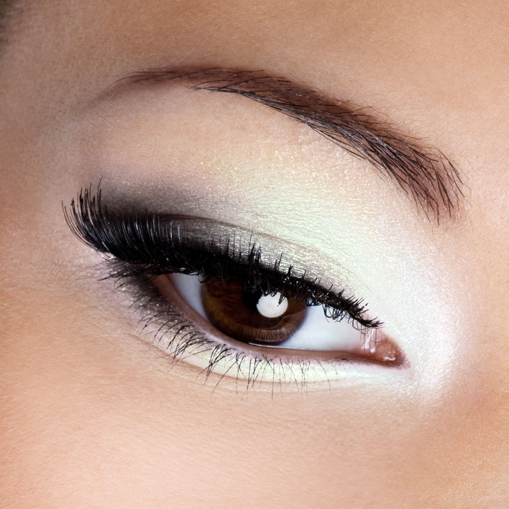 Sombra Iluminadora de Ojos Perfect Finish #02 Chantilly